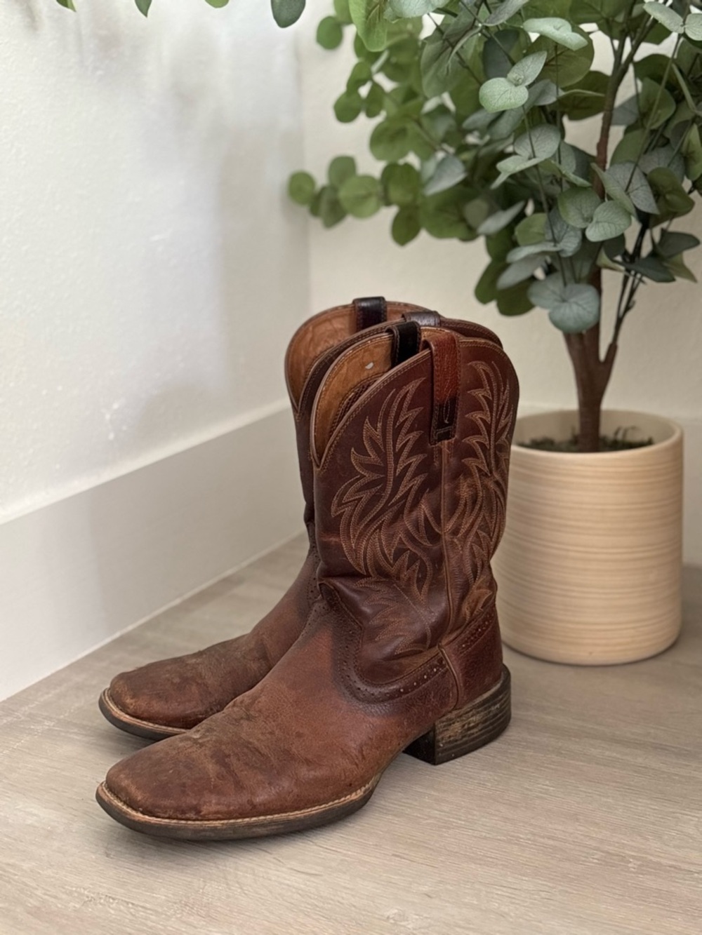 Ariat Brown and Black Leather Cowboy Boots